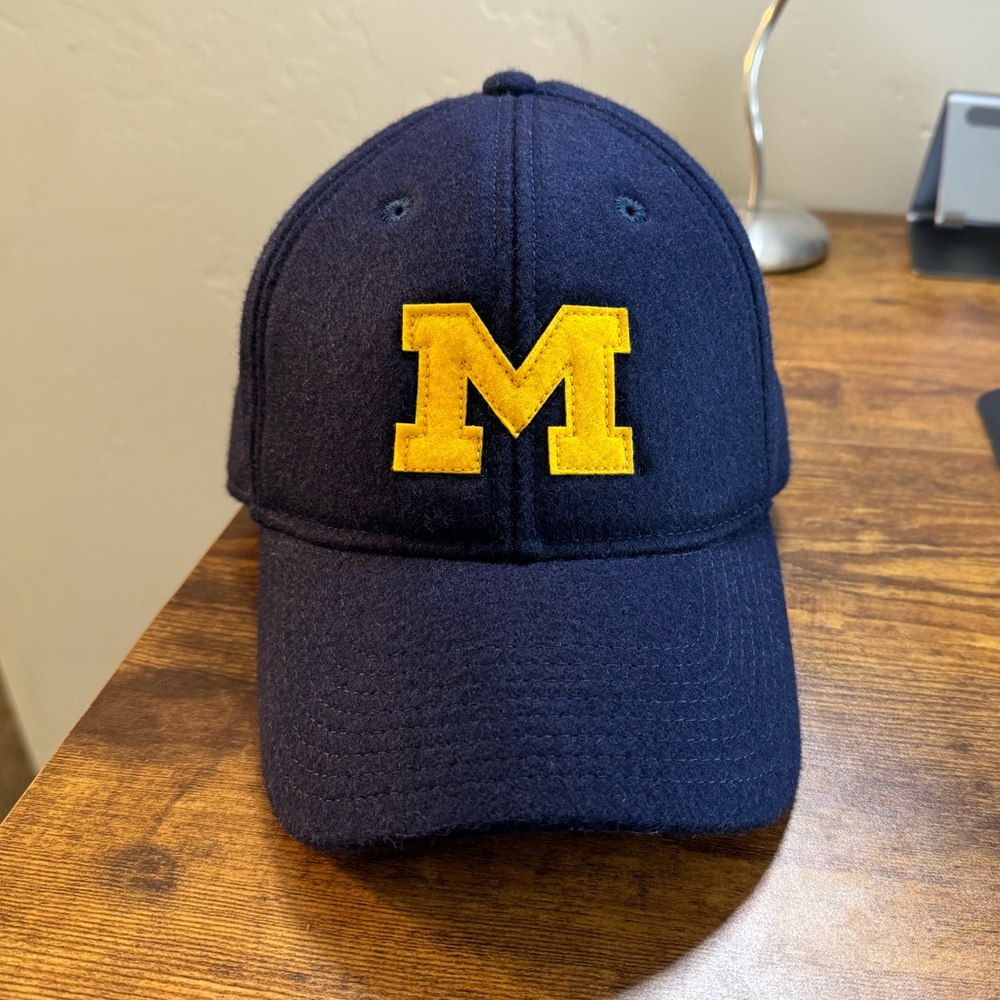 NWOT Legacy University of Michigan Wool Hat